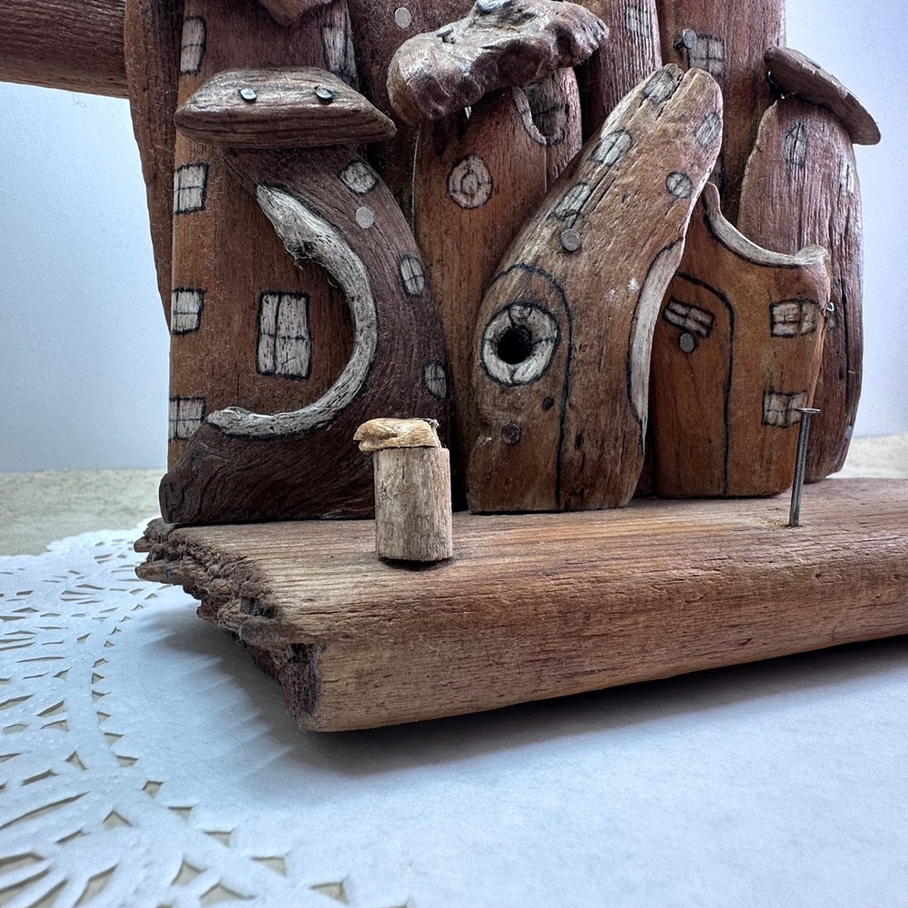 Nature's Gems Driftwood Miniature Sculpture C. Wilcot Brown Vintage Coastal Art - Picture 5 of 14